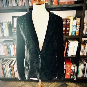 NWT Velvet blazer
